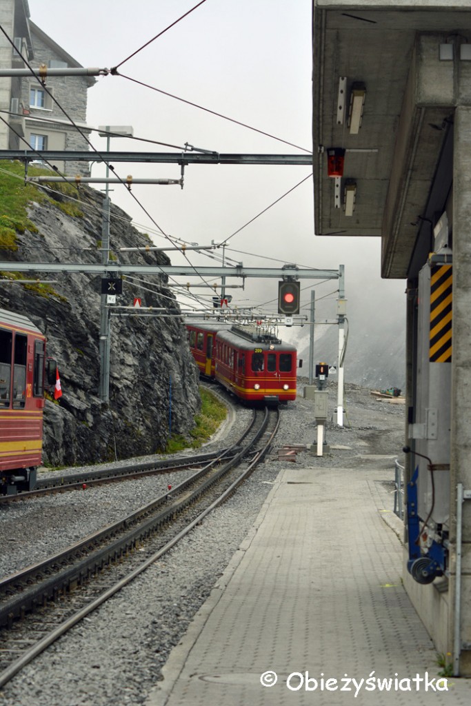 Stacja kolejowa Eigergletscher 2320 m n.p.m.