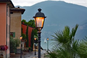 Wieczór nad Jeziorem Garda, Włochy