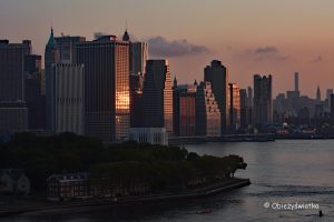 Manhattan o wschodzie słońca, Nowy Jork, USA