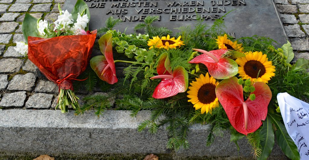 Kwiaty w KL Auschwitz-Birkenau