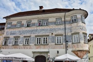 Radovljica - jedna z świetnie zachowanych kamienic