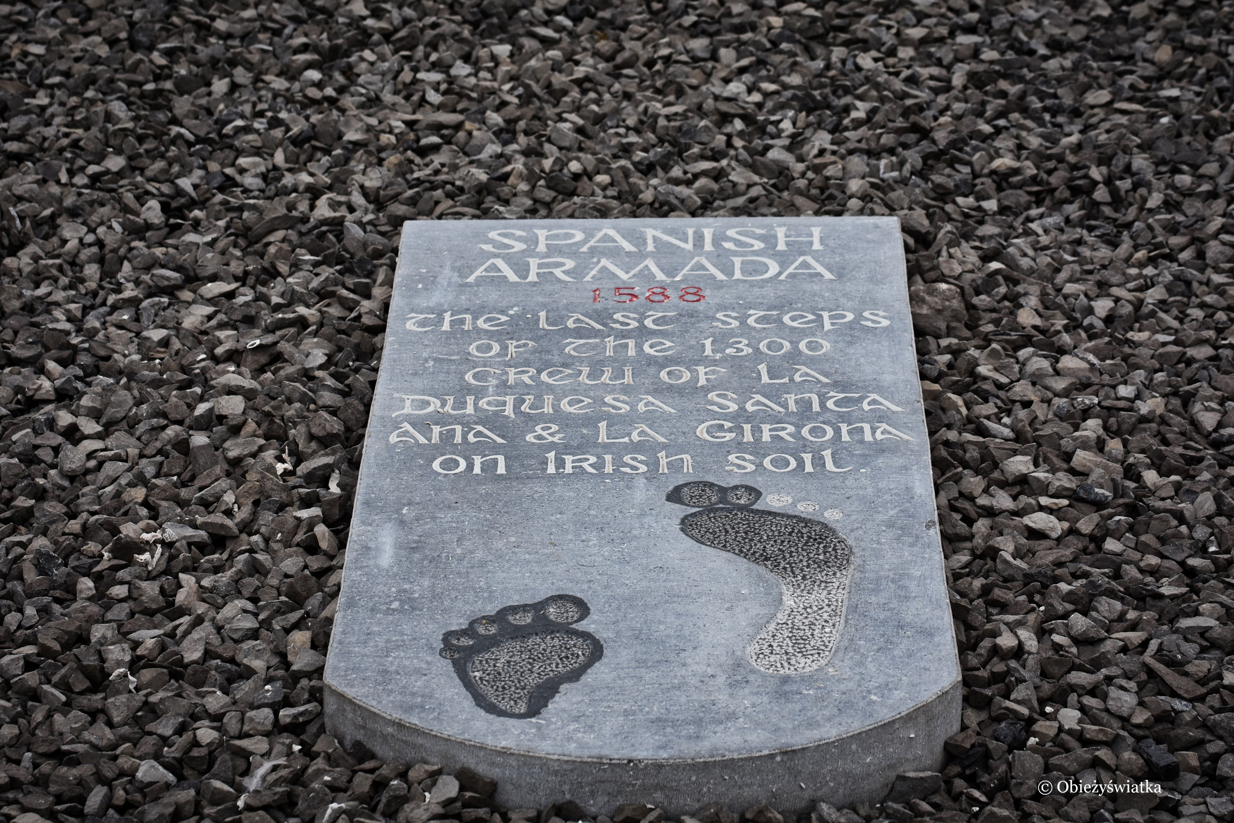 Tablica upamiętniająca wydarzenia z wojny hiszpańsko-angielskiej, Killybegs, Irlandia