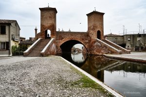 Ponte Trepponti, Comacchio, Włochy