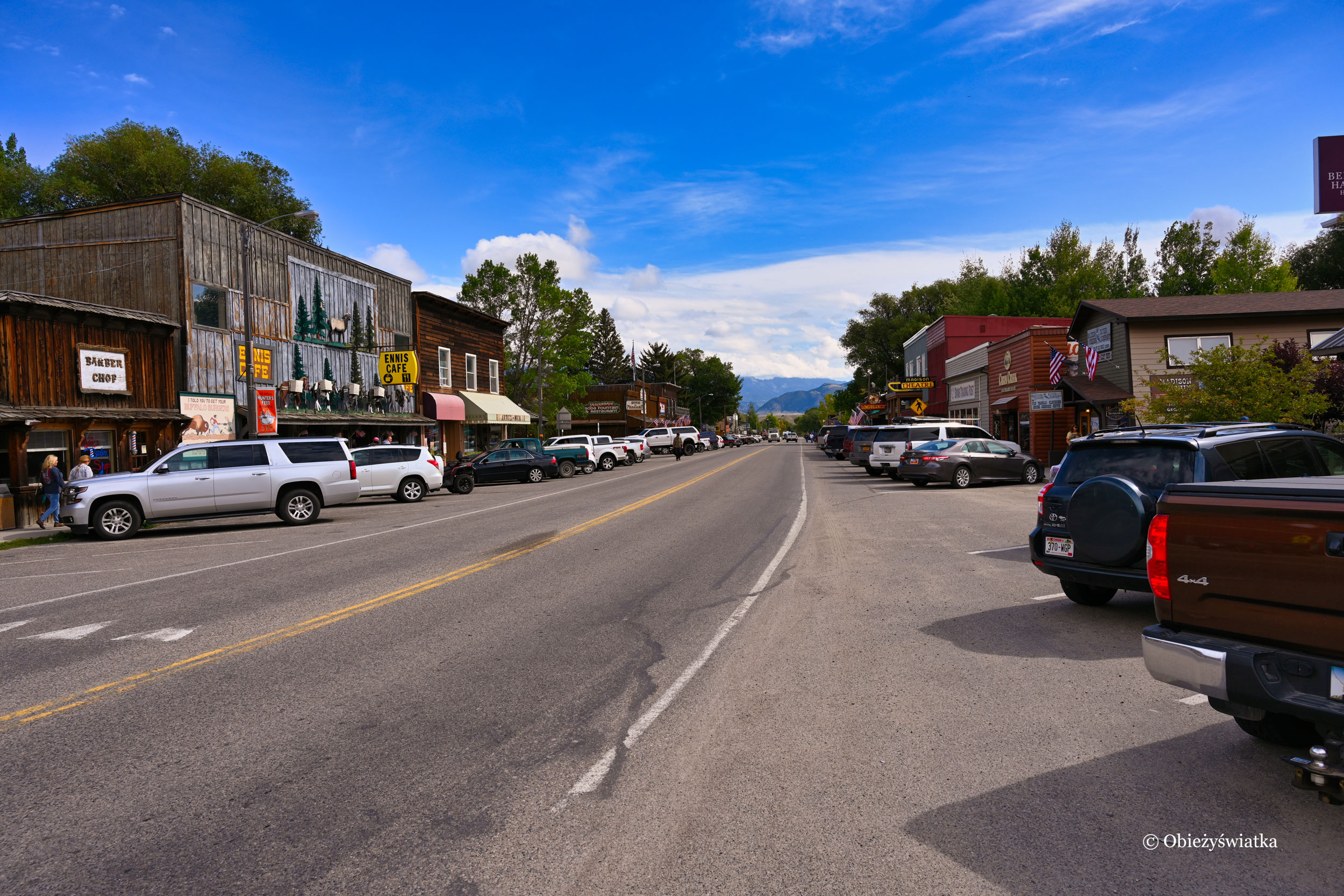Main Street w Ennis, Montana