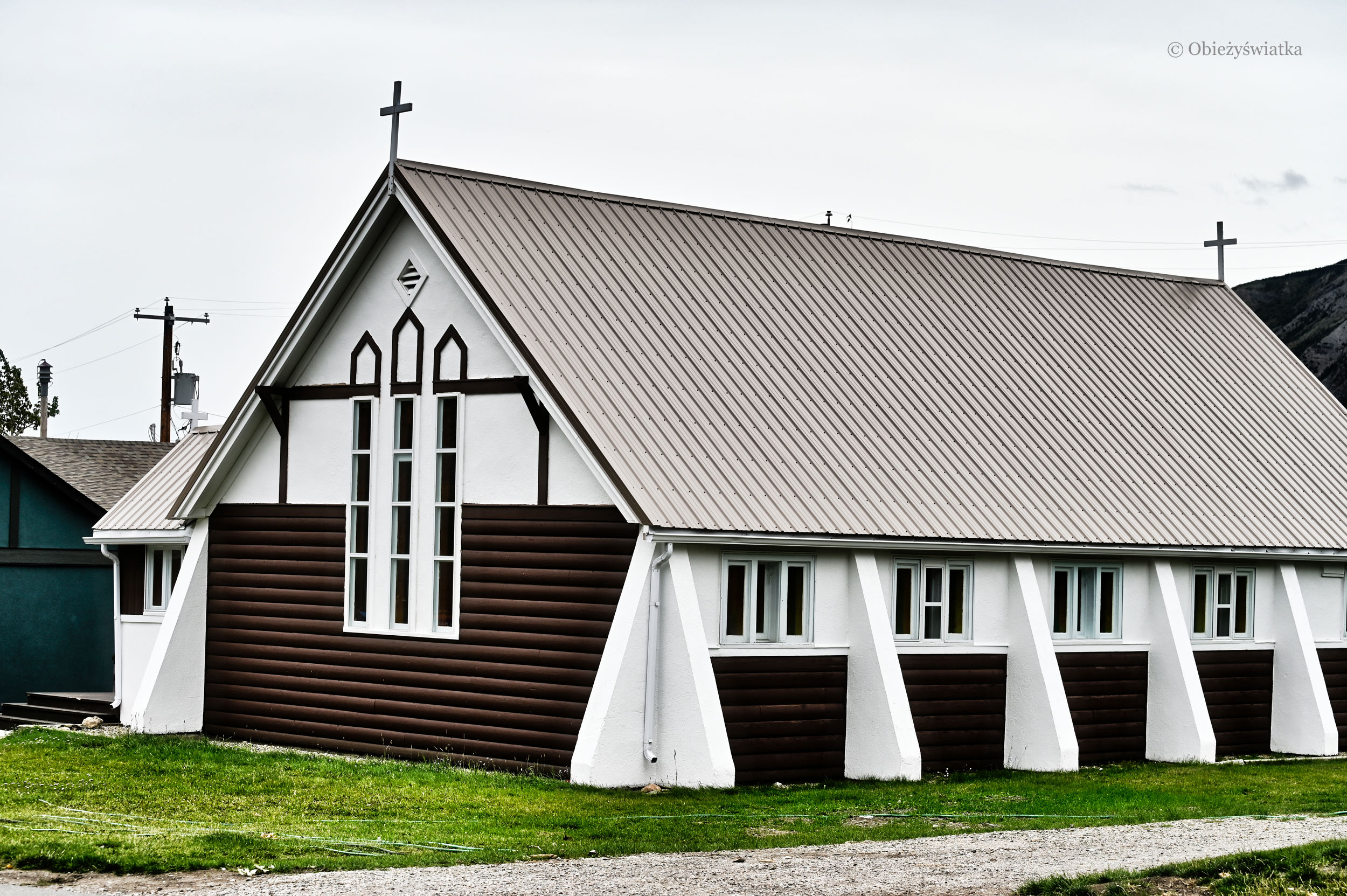 Kościółek katolicki w parku Waterton Lakes, Kanada