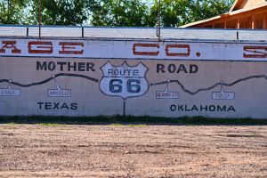 Graffiti z przebiegem Route 66