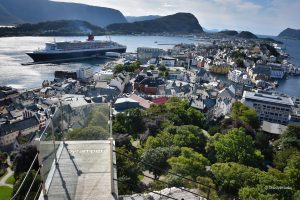 Queen Mary w Alesund, Norwegia 2017