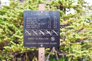 Szyld szlaku Highline Trail, Glacier National Park, Montana, USA