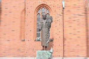 Pomnik św. Oskara - Ansgara, dzięki któremu powstała tutaj katedra - Ribe, Dania