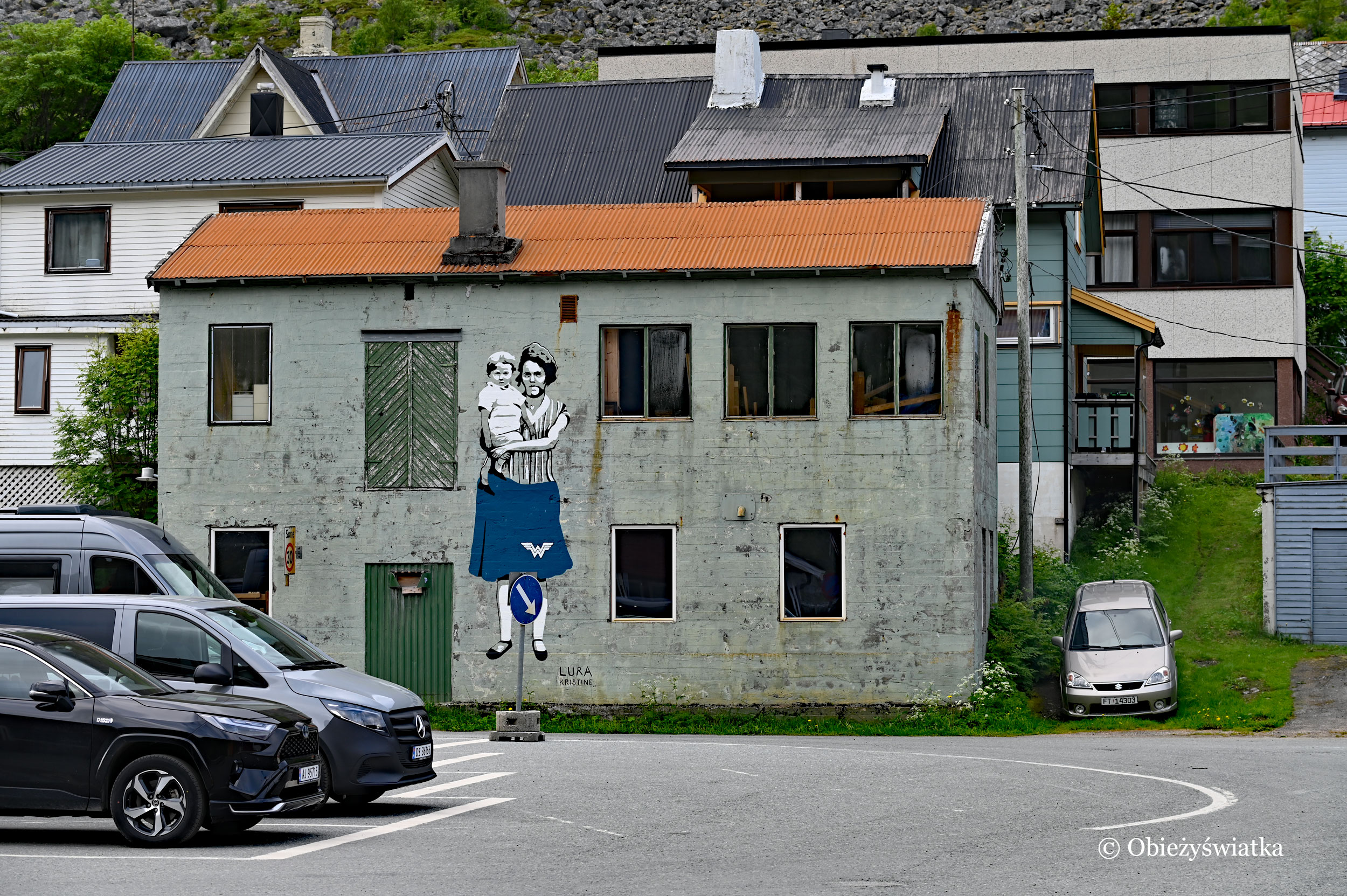 Street Art autorstwa Kristine Lury, Senja, Norwegia