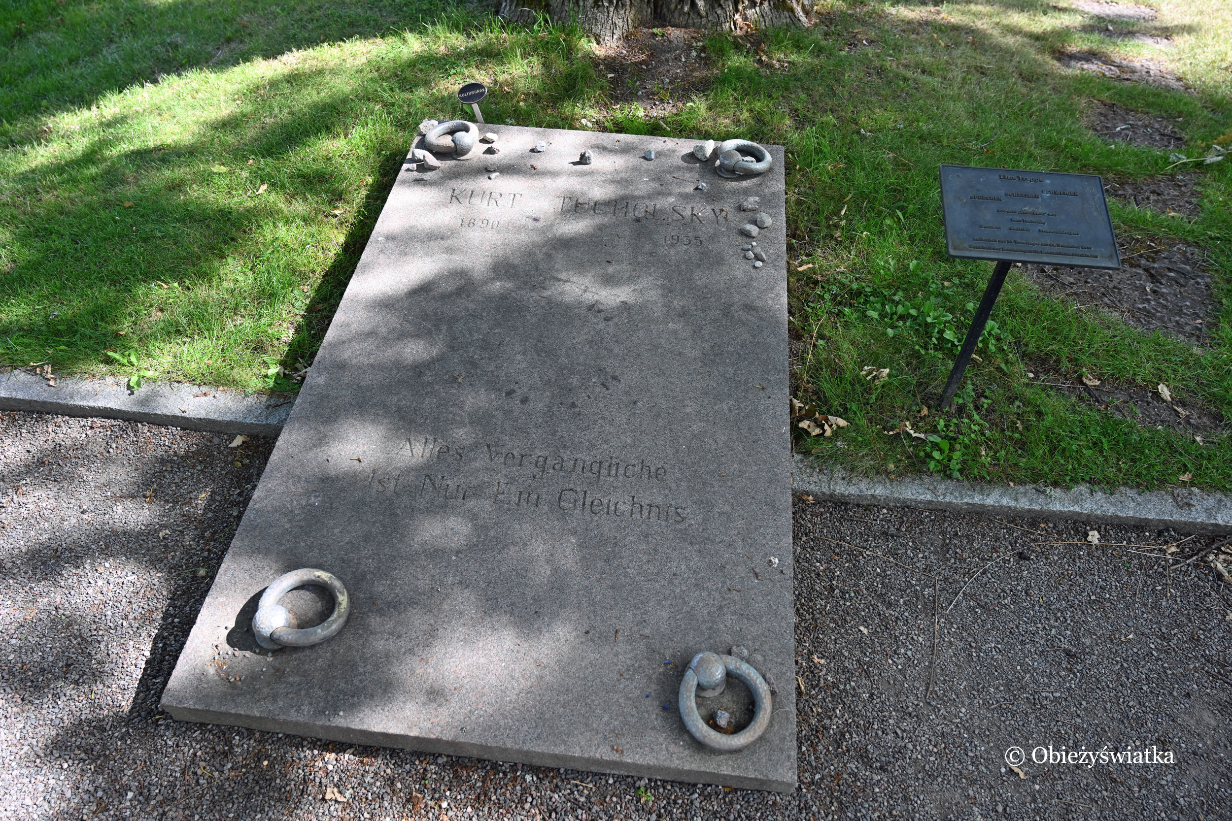 Nagrobek Kurta Tucholsky'ego w Mariefred, Szwecja